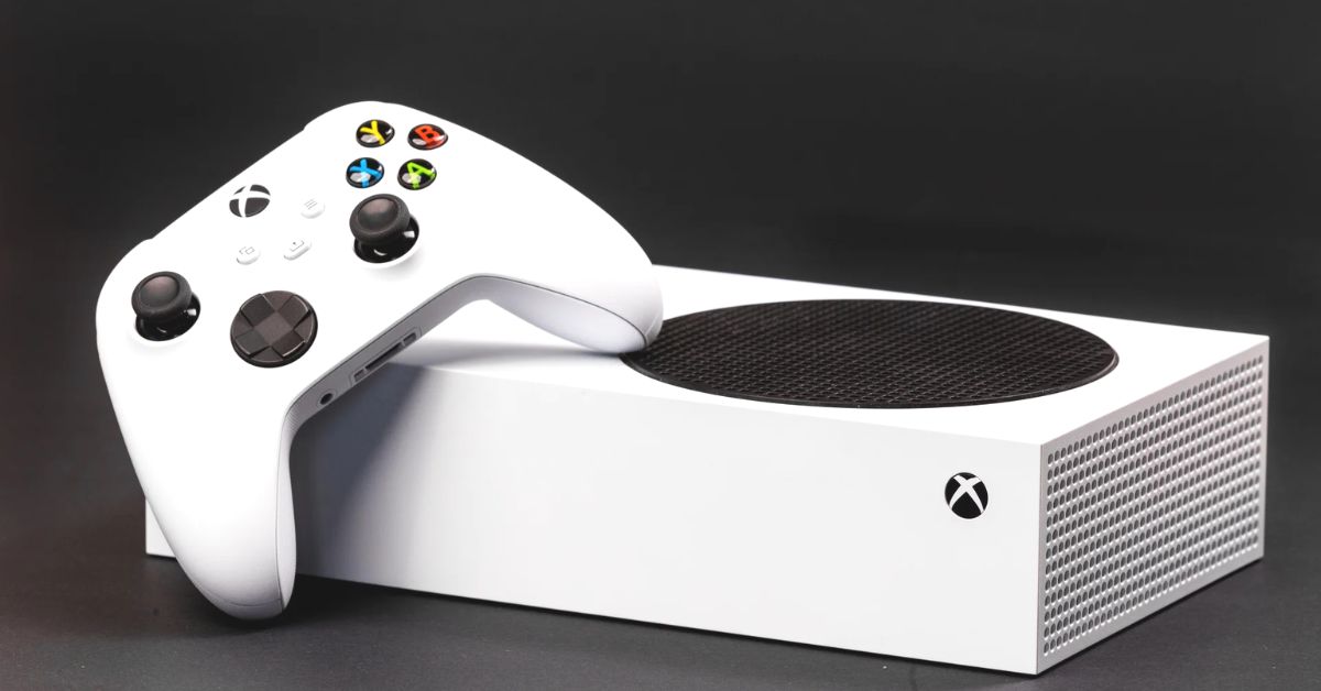 Microsoft Reduces The Price Of Xbox Series S To $240 On Black Friday!